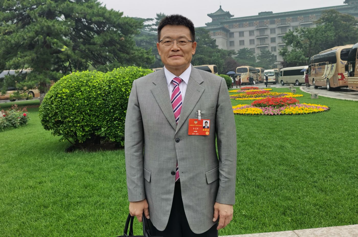 6.全国政协委员、亚搏电竞官方网站（中国）股份有限公司制造院院长、党委副书记李志强